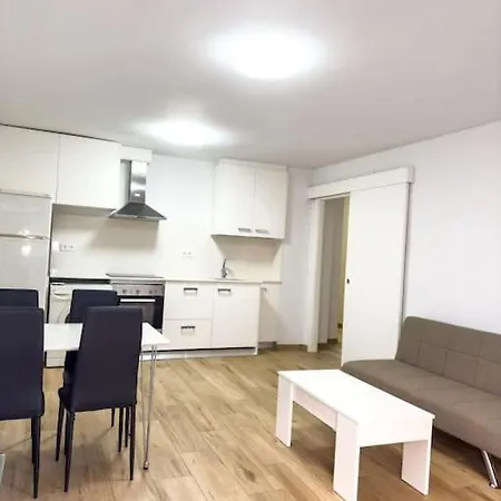 Apartment Llevant *